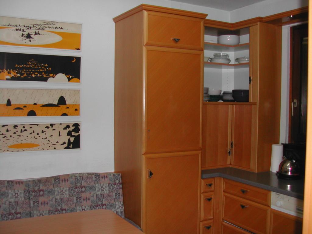 Apartamento Haus Polly Strasshof an der Nordbahn Habitación foto